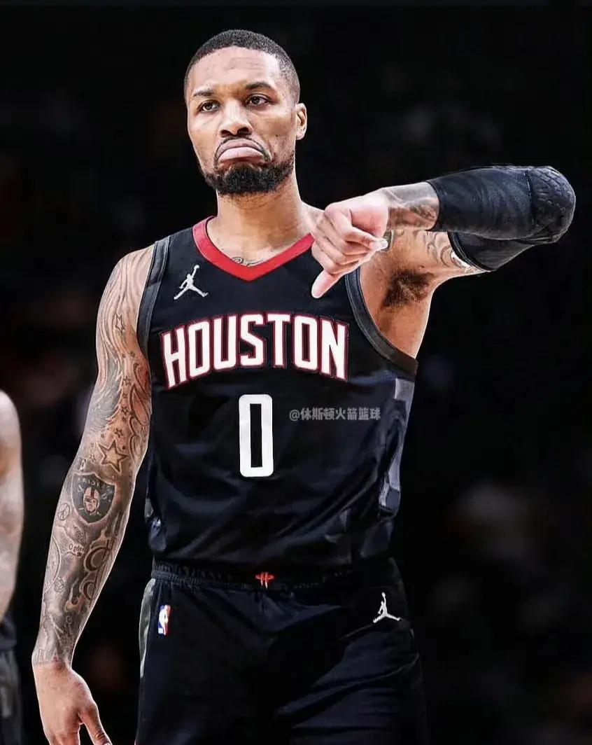 黄蜂碾压快船，利拉德惊艳世界的简单介绍