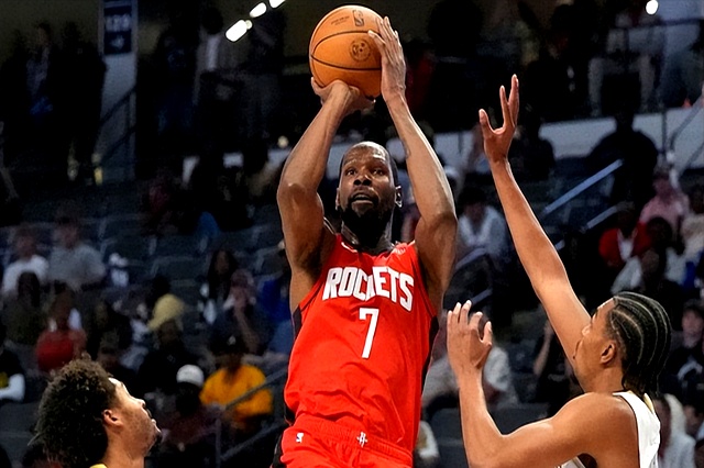 火箭绝杀鹈鹕,霍勒迪刷新纪录 火箭绝杀鹈鹕,霍勒迪刷新纪录