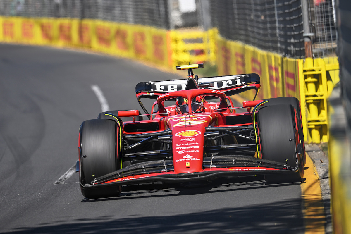 红牛二队力克迈凯伦,佩雷兹统治全场 红牛二队力克迈凯伦,佩雷兹统治全场