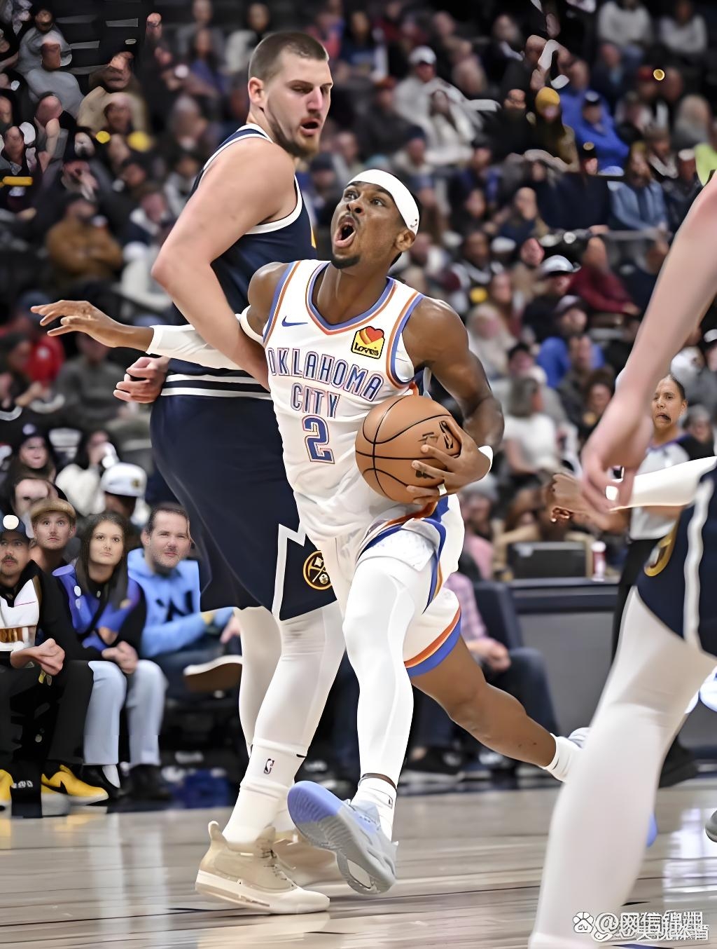 骑士轻取雷霆,布克统治全场 骑士轻取雷霆,布克统治全场