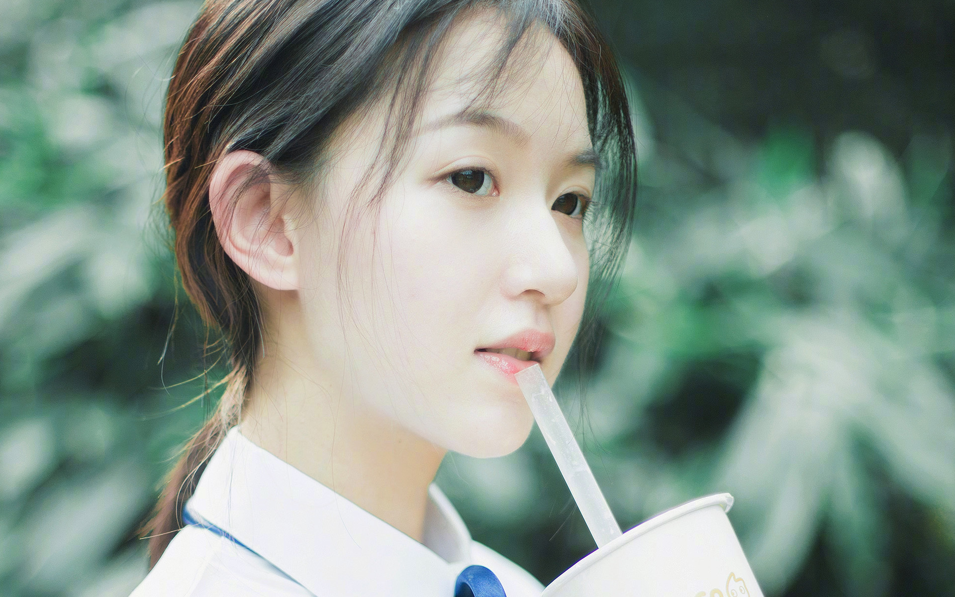 双重风暴，日本冷风吹透印尼心脏，安赛龙热焰灼烧赛场