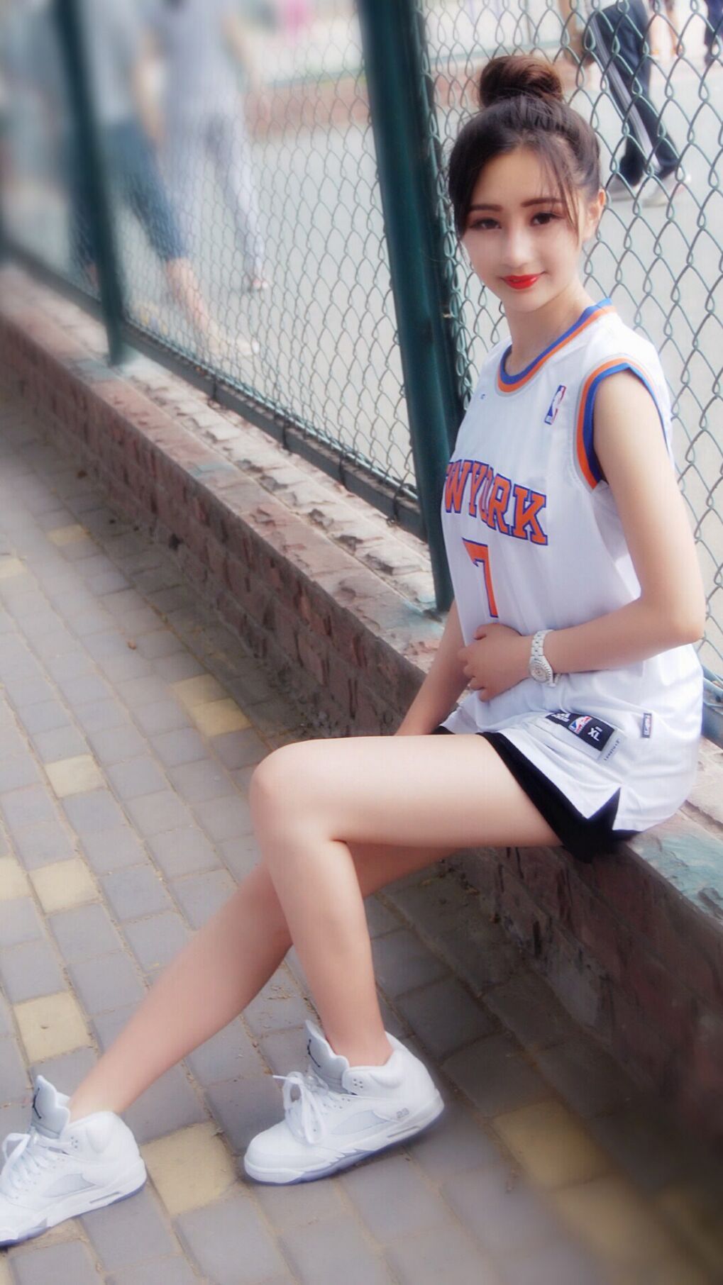 爱游戏tv-虚拟边界破碎夜，格列兹曼英格兰皮肤下碾压曼联的灵魂拷问