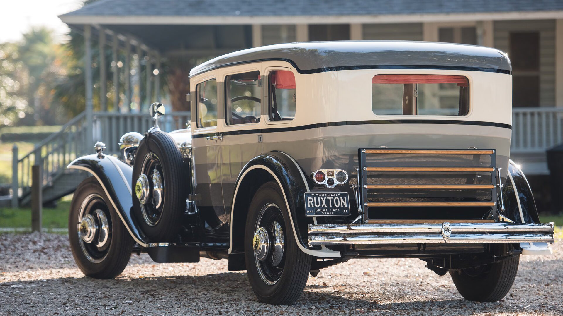 火箭升空信号覆盖浦江，米切尔50分末节21分，在年度焦点战中完成太空级接管