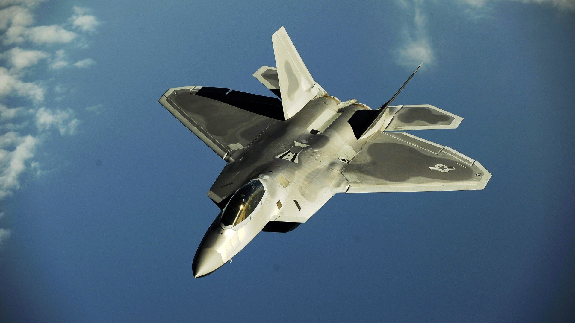 爱游戏APP-骑士军团世界杯式逆转，克利夫兰上演末节奇迹带走休斯顿火箭